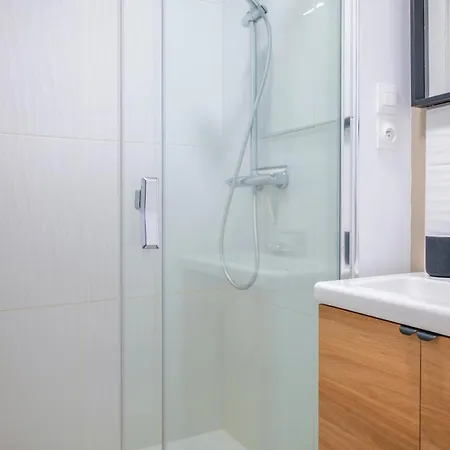 Bel Vue - Quartier Des Presidents - 5 Personnes Apartament