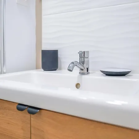 Bel Vue - Quartier Des Presidents - 5 Personnes Apartament *